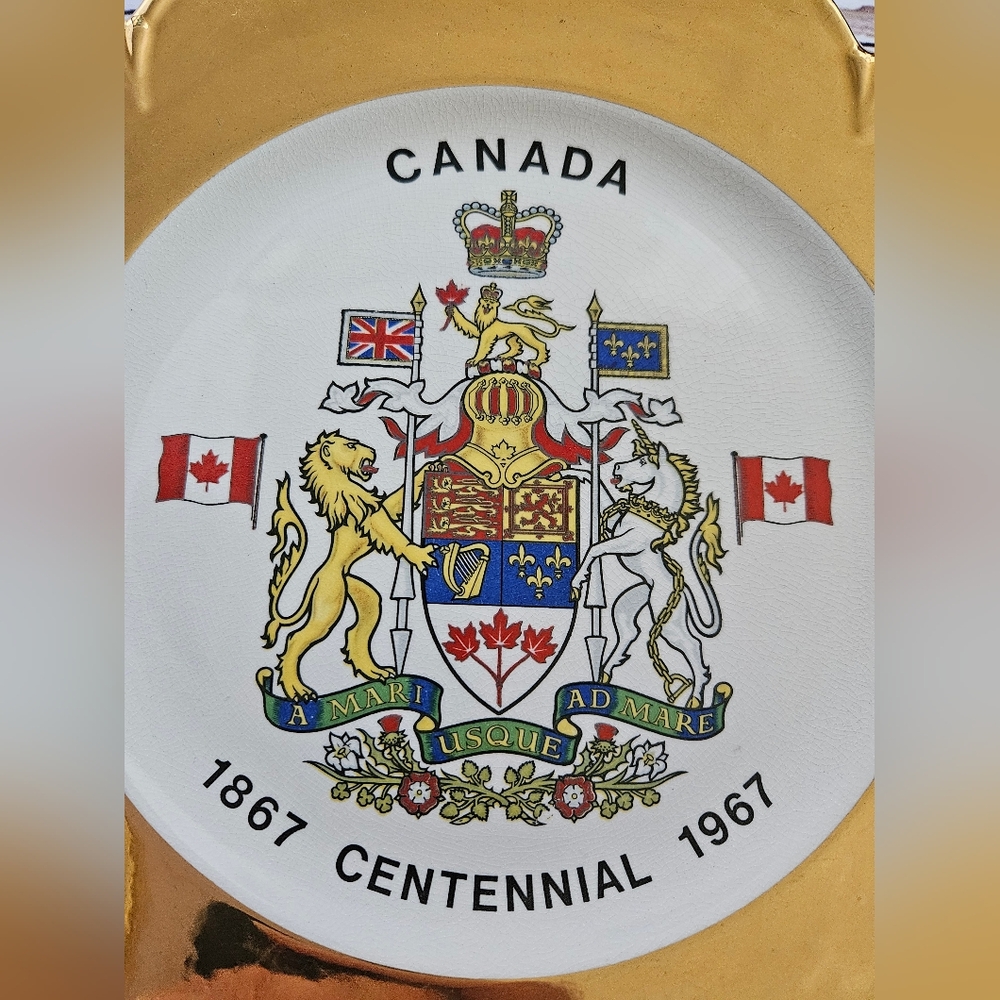 Vintage Royal Winton Canada Centennial Souvenir Plate - Picture 2 of 5
